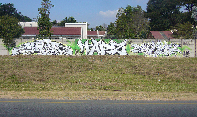 Tapz graffiti photo