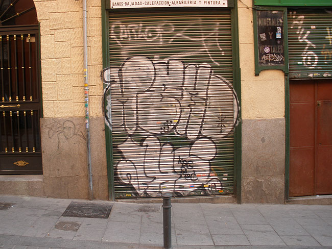 Madrid unidentified graffiti 11