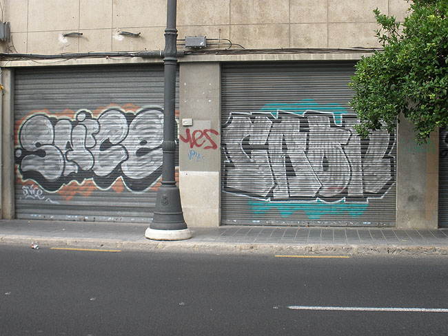 Caon graffiti photo 2