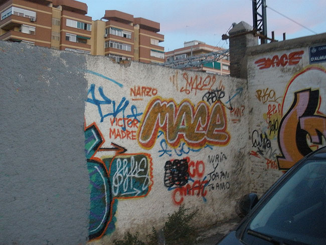 Mace graffiti photo 4