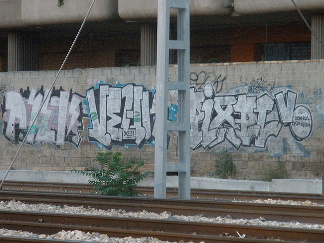 Pixel graffiti picture