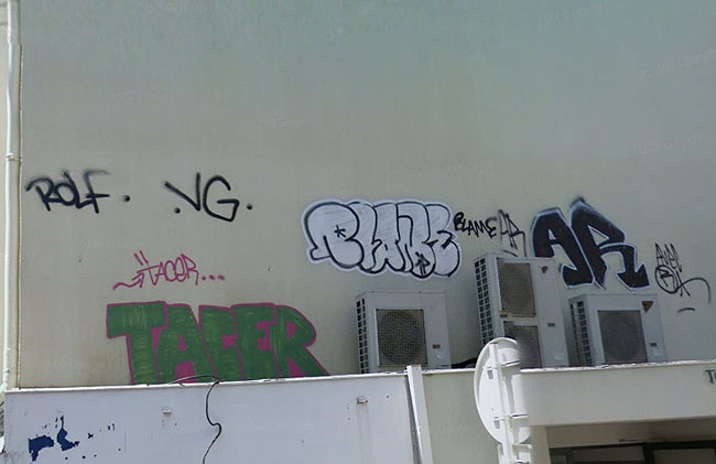 Toulon unidentified graffiti picture 2