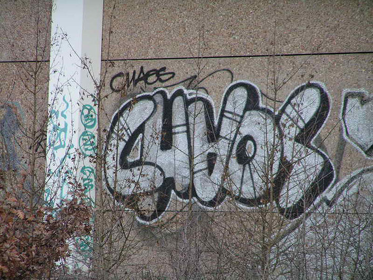 Chaos graffiti tag