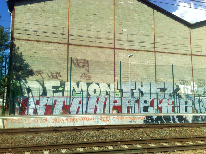 Demon graffiti pic Toulouse