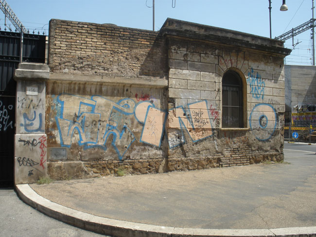 Rome unidentified graffiti 172