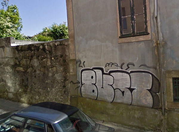 Bust graffiti photo 2