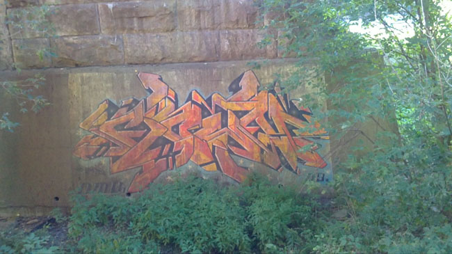 Flown graffiti photo