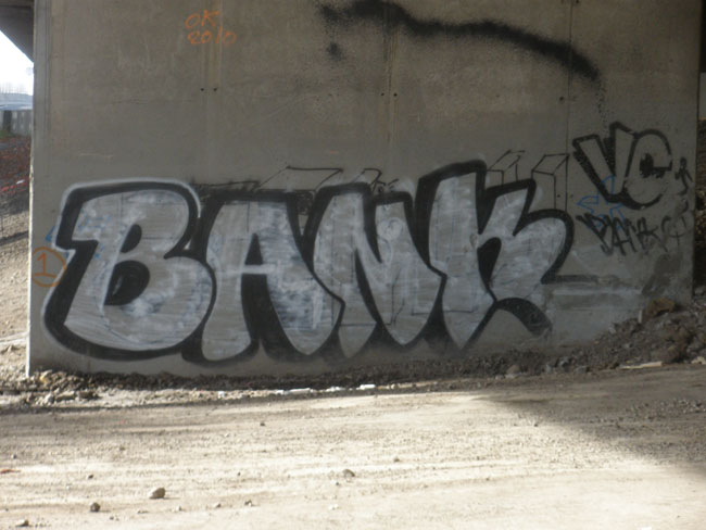 Bank009