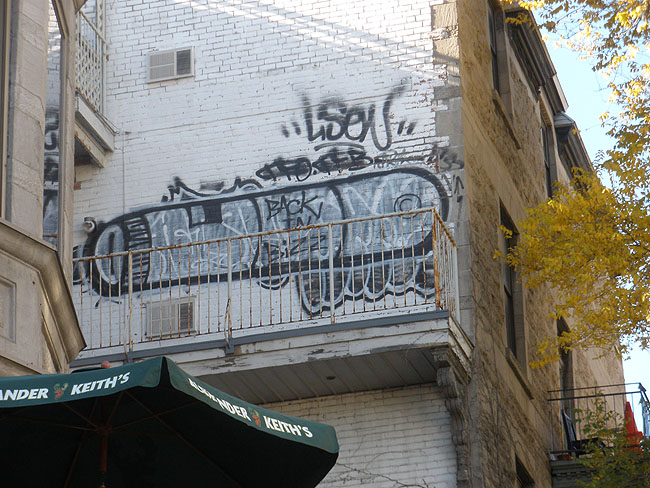 Montreal Unidentified graffiti photo 084