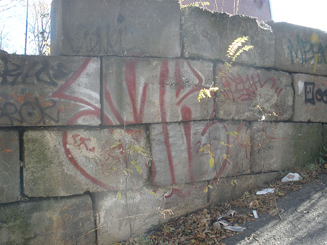 Montreal Unidentified graffiti photo 110