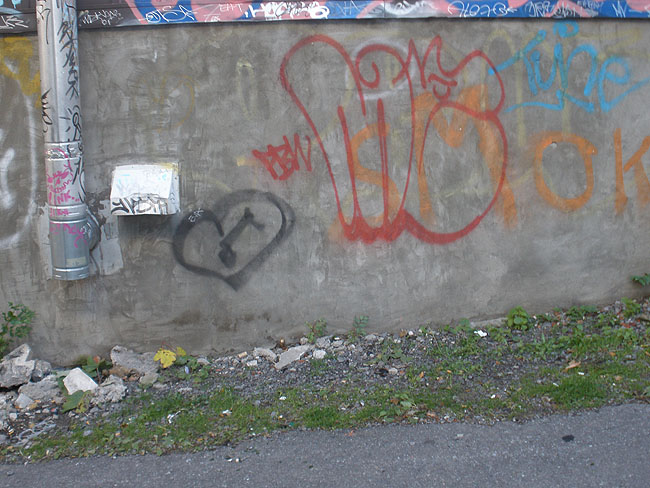 Montreal Unidentified graffiti photo 113