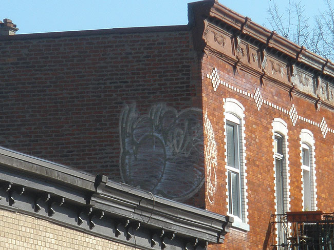 Montreal Unidentified graffiti photo 154