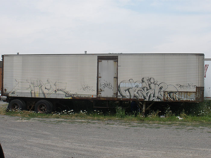 Engine graffiti photo