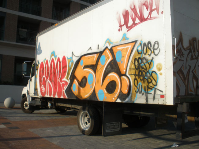 56 graffiti photo
