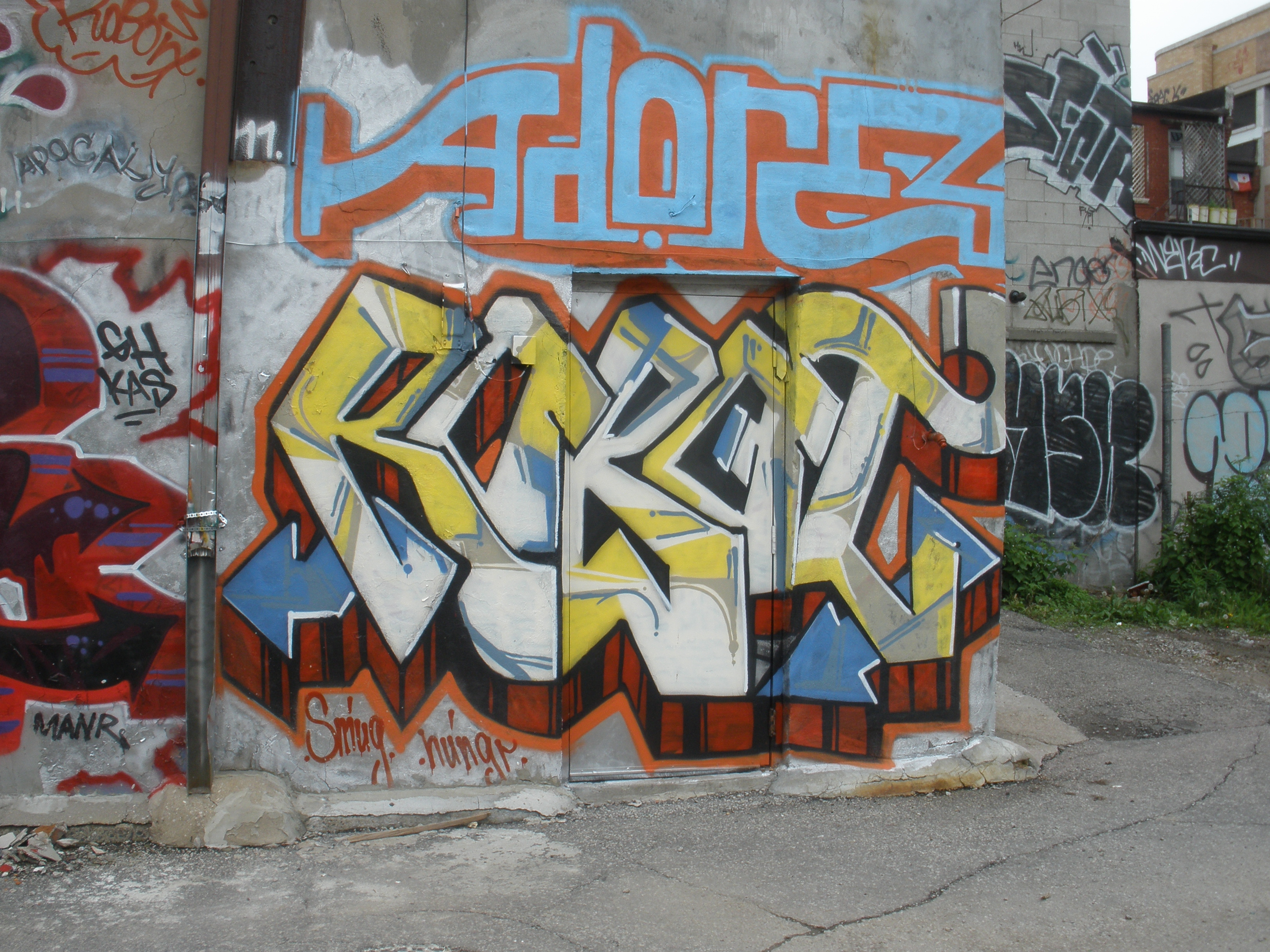 Adore graffiti picture