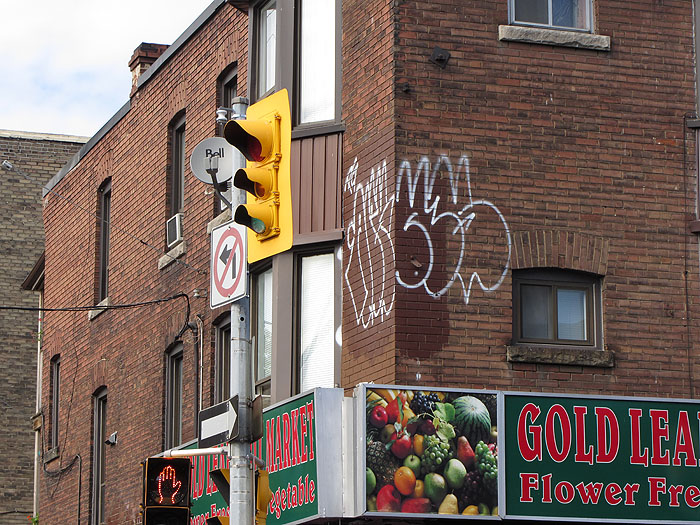 Apex graffiti photograph Toronto