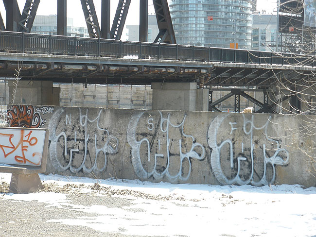 Atak graffiti photo