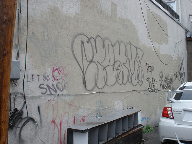 Cream Toronto graffiti