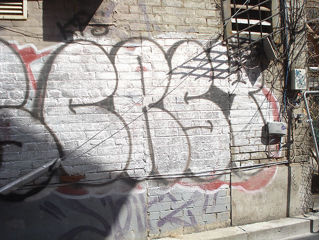 Crsy graffiti photo