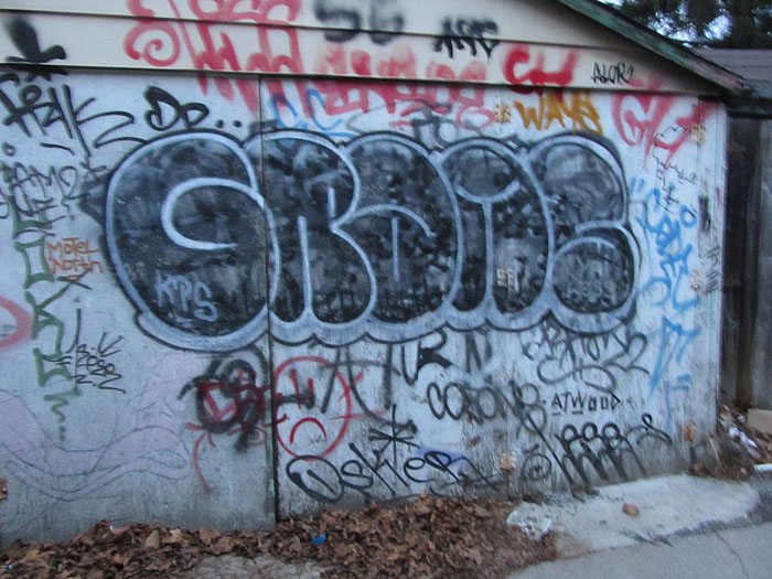 Grams graffiti photo