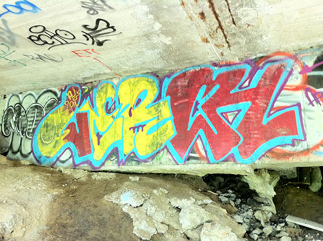 Lerge Toronto graffiti photo