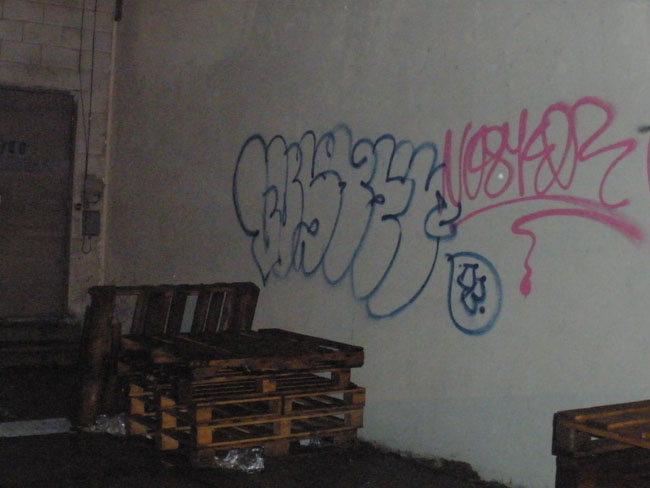 Lustr graffiti picture 30