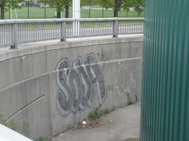 Soda graffiti photo
