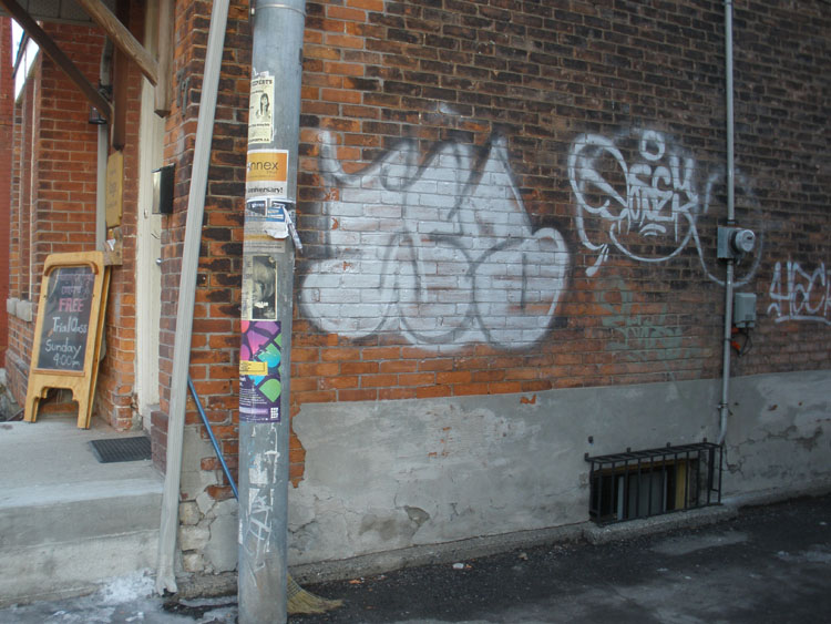 Wire graffiti photo