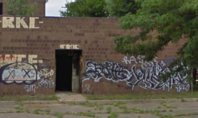 detroit unidentified graffiti photo 15