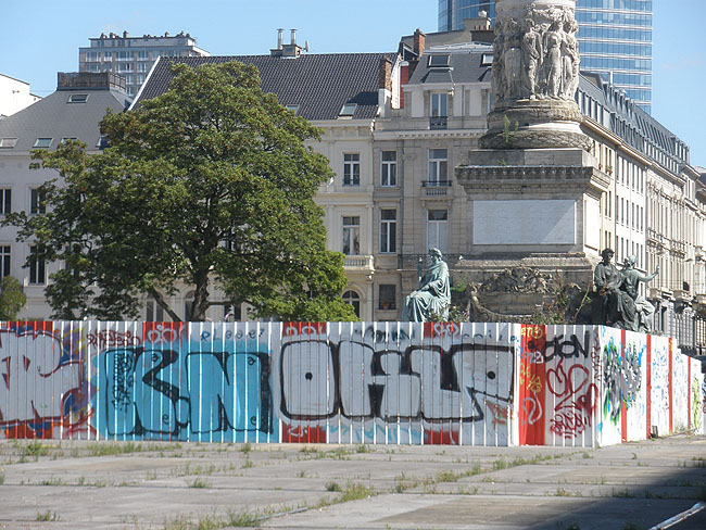 Brussels unidentified graffiti 4