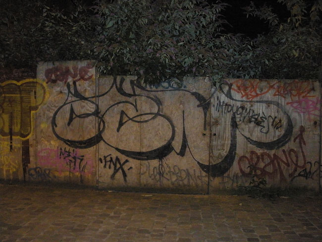 Brussels unidentified graffiti 11