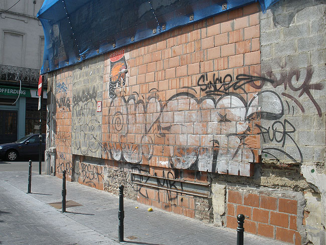 Brussels unidentified graffiti 20