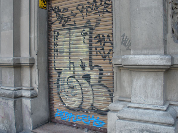 Gore graffiti picture 15