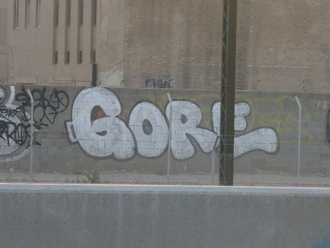 Gore graffiti picture Valencia 3