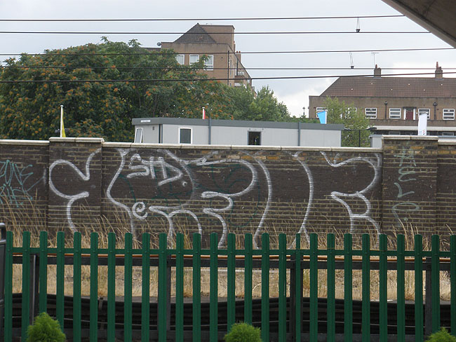 London unknown graffiti 3