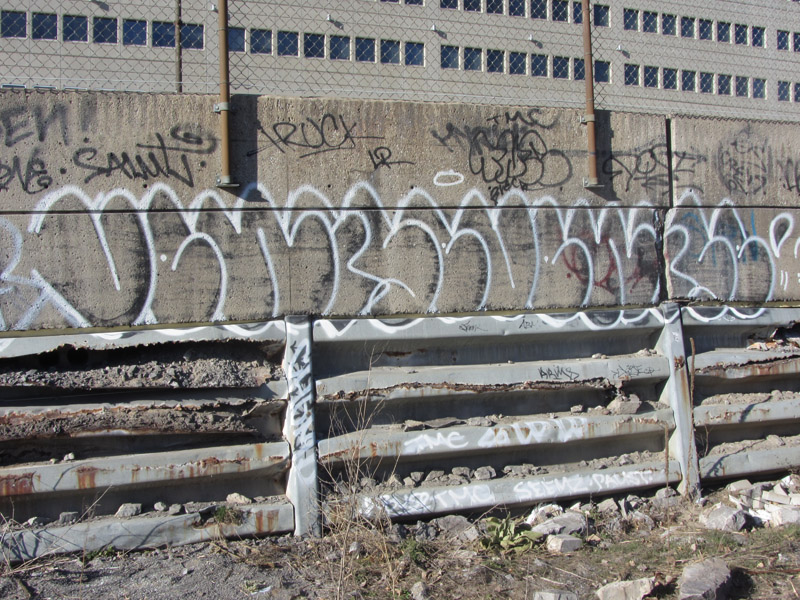Venise graffiti photograph Gatineau Quebec