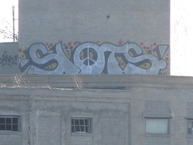 Slots graffiti photo