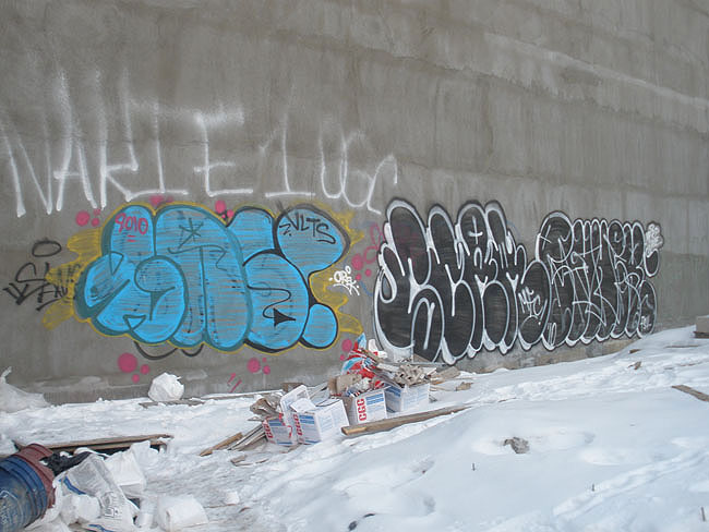 Chuck graffiti picture 65