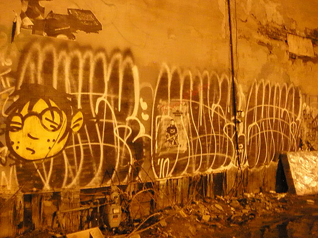 Chuck graffiti picture 71