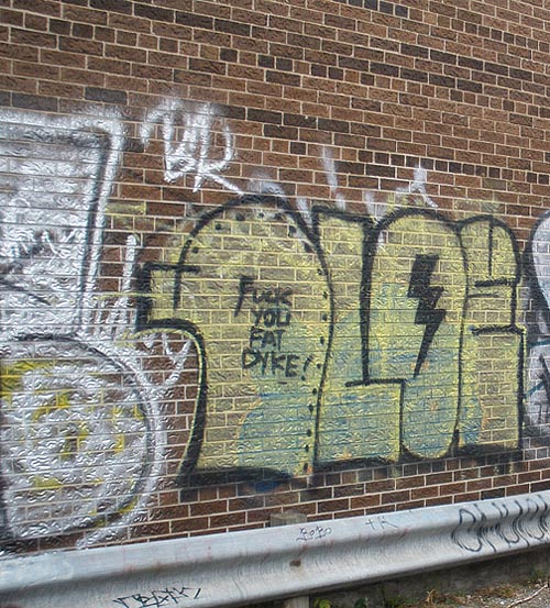 Dloe graffiti photos